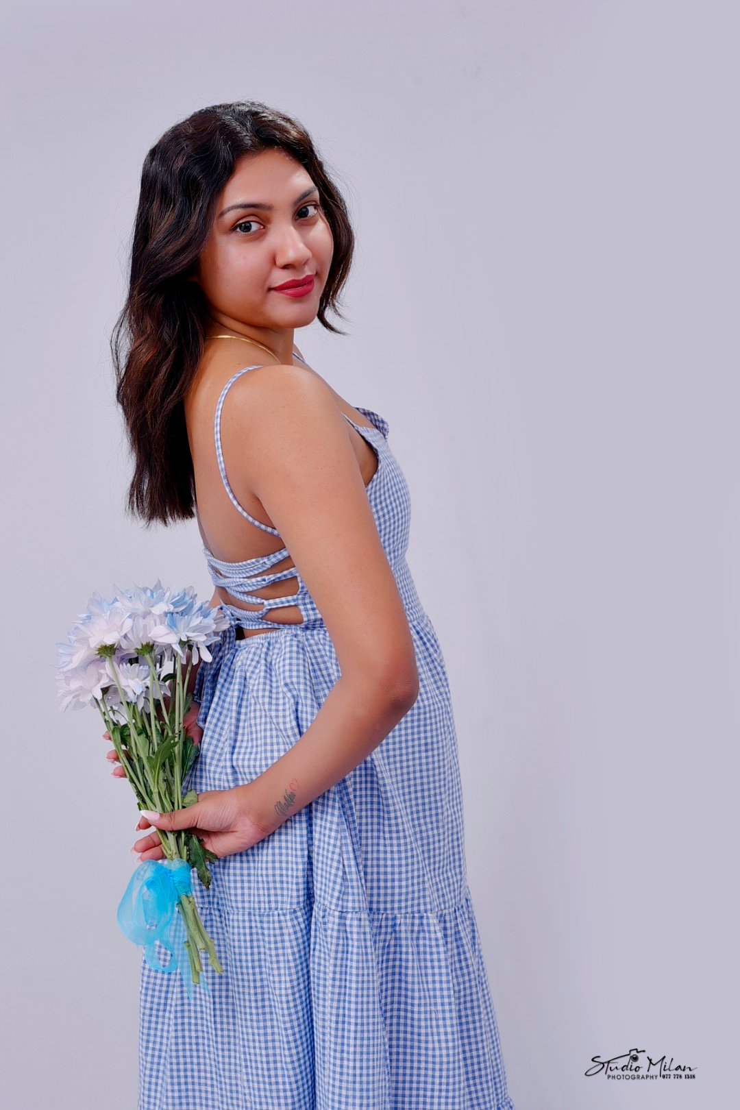 Professional Portrait Photography by Studio Milan – Modern, Artistic & Confident