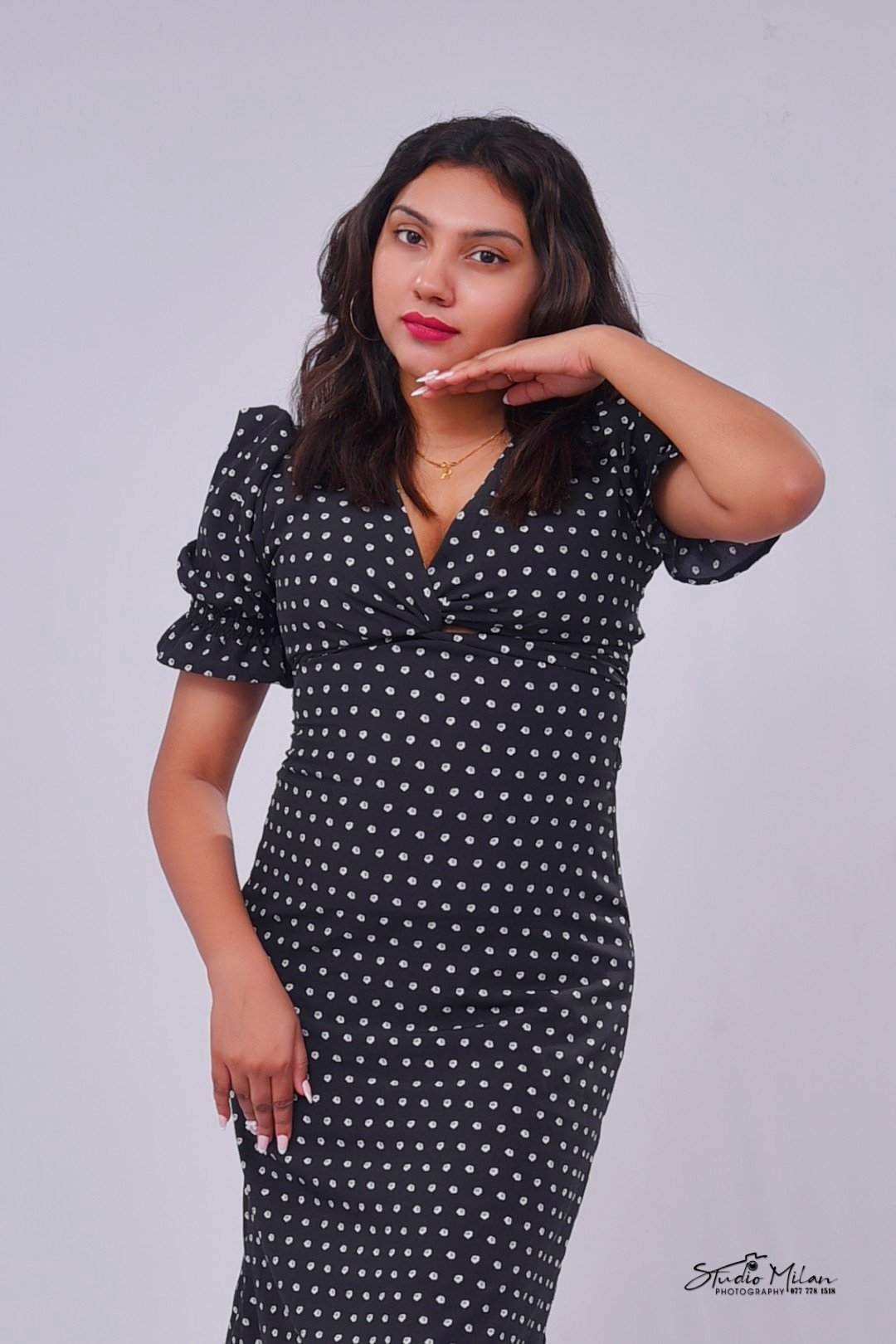 Professional Portrait Photography by Studio Milan – Modern, Artistic & Confident