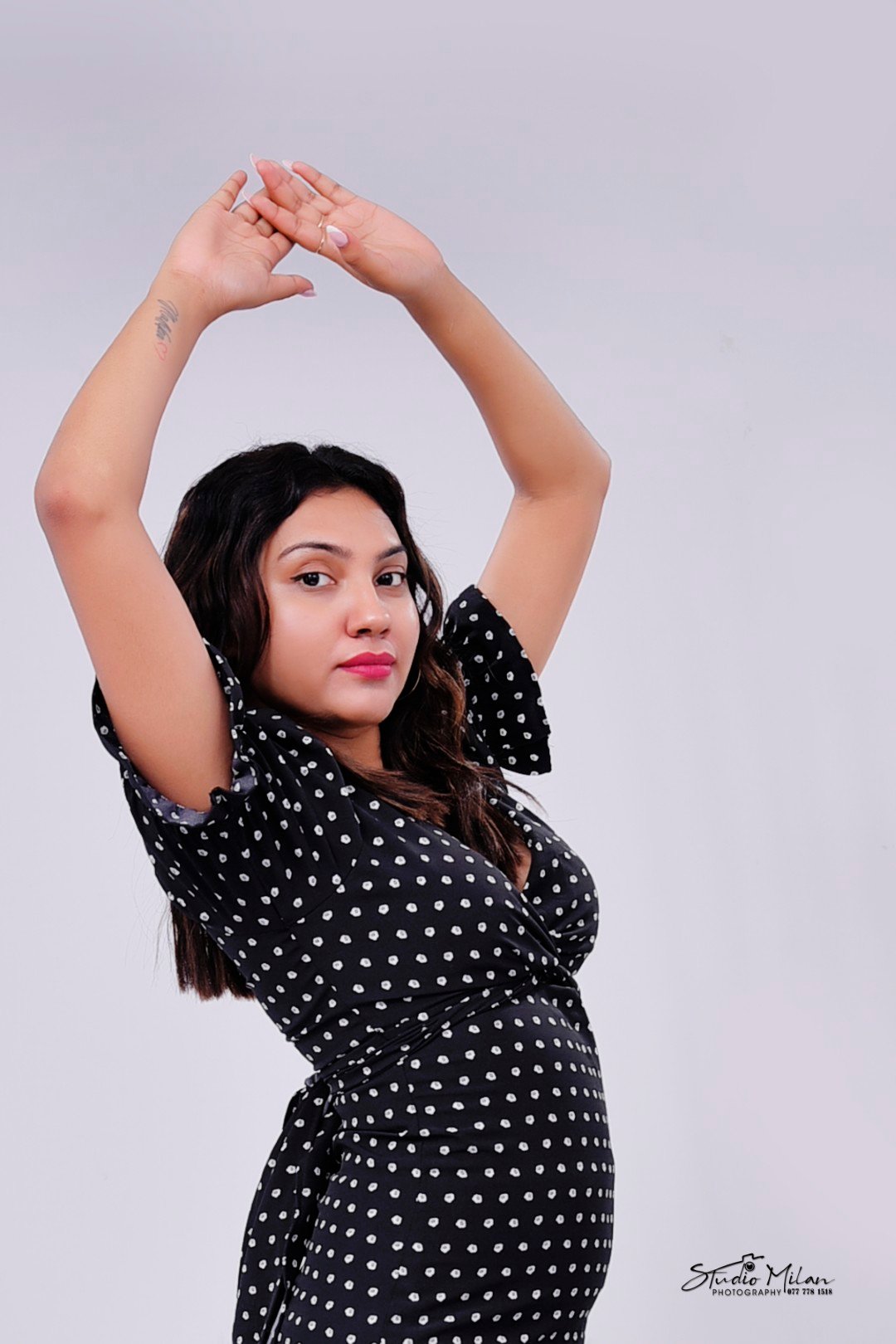 Professional Portrait Photography by Studio Milan – Modern, Artistic & Confident