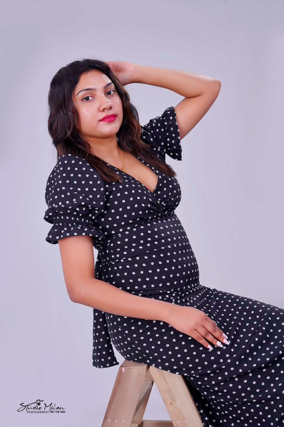 Professional Portrait Photography by Studio Milan – Modern, Artistic & Confident