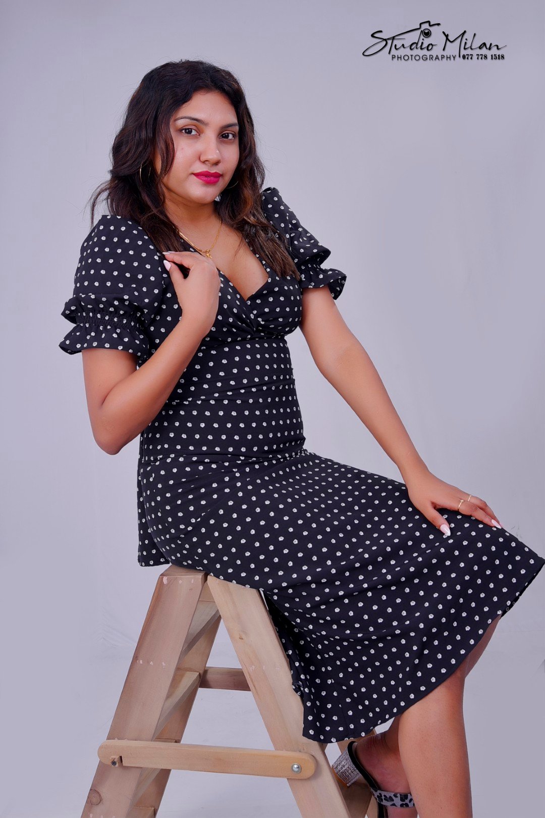 Professional Portrait Photography by Studio Milan – Modern, Artistic & Confident