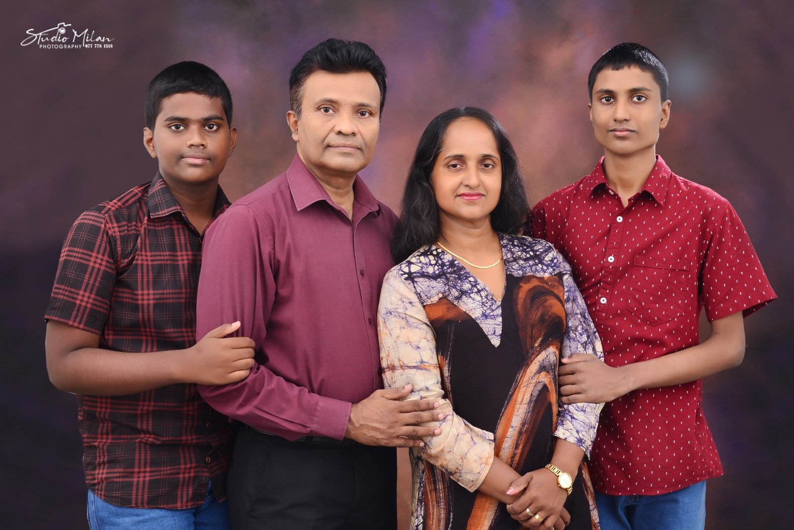 Family Photography in Sri Lanka – Heartfelt Portraits by Studio Milan